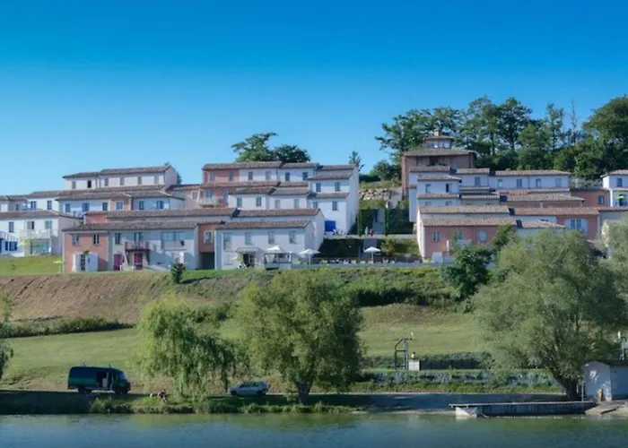 Maison Spacieuse Avec Terrasse Pour 8 Personnes - Api-1-52-1371 Carla-Bayle