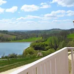 Maison Spacieuse Avec Terrasse Pour 8 Personnes - Api-1-52-1371 *