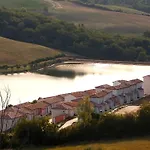 Maison Spacieuse Avec Terrasse Pour 8 Personnes - Api-1-52-1371 * Carla-Bayle