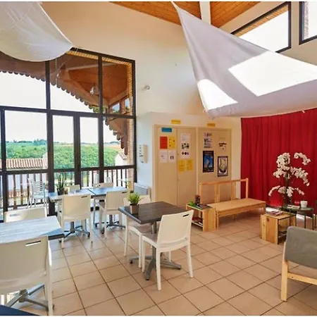 Maison Spacieuse Avec Terrasse Pour 8 Personnes - Api-1-52-1371 * Carla-Bayle