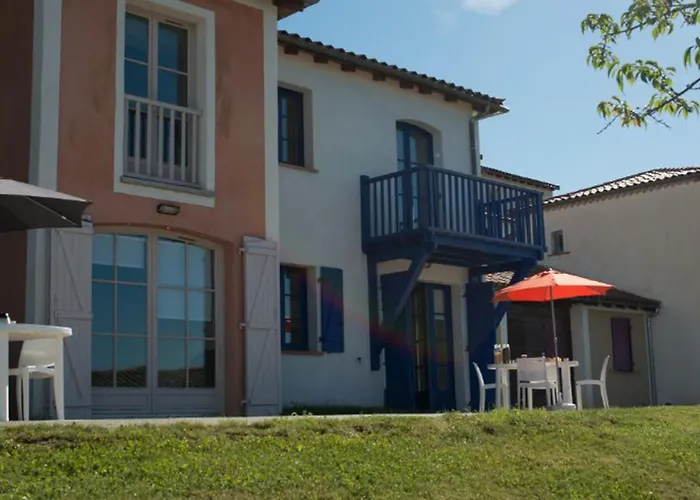 Kemp Maison Spacieuse Avec Terrasse Pour 8 Personnes - Api-1-52-1371 Carla-Bayle